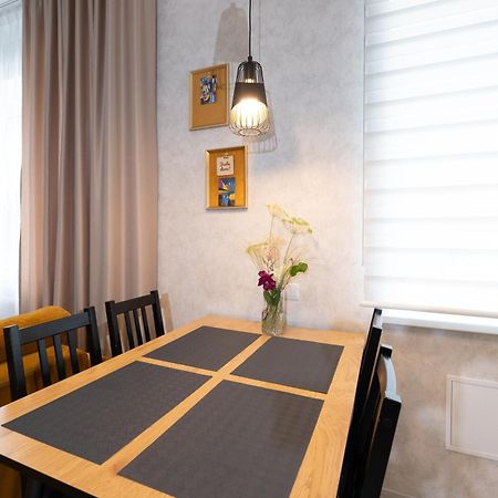 Centra apartamenti Elīza Limbazi Bagian luar foto